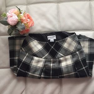 Pendleton Black and white plaid skirt